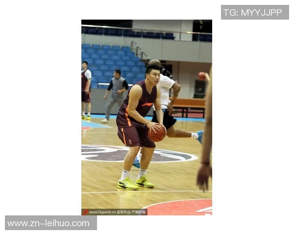 尤文图斯训练动态麦肯尼与小孔塞桑独自备战布雷默热格罗瓦暂时休息